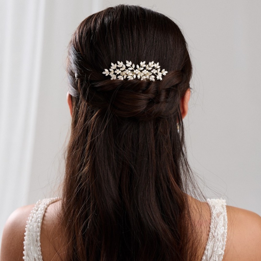 Photograph: Peigne à cheveux de mariage Lustre Gold Crystal Leaves