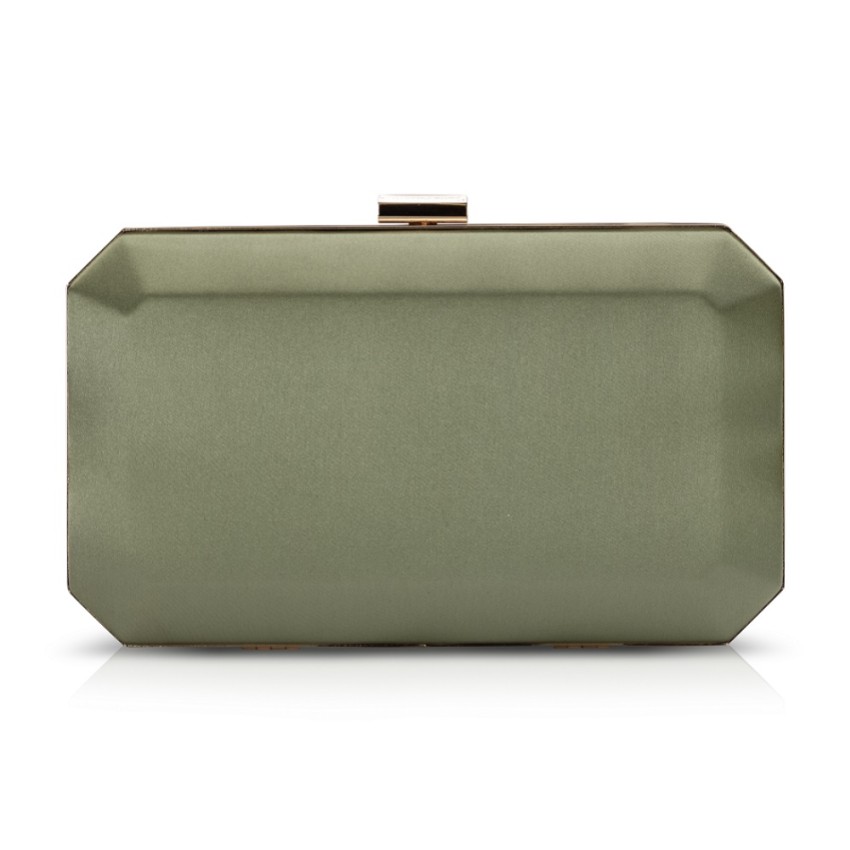 Fotografía: Perfect Bridal Bolso de mano tipo caja de satén en color verde oliva ébano