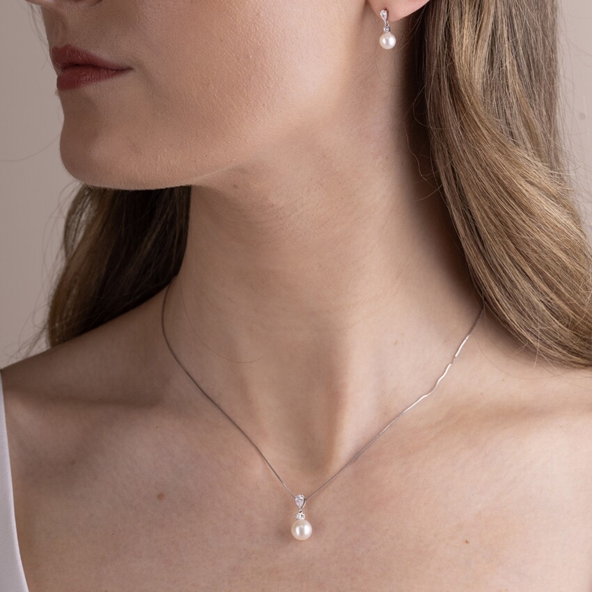 Fotografía: Perfect Bridal Conjunto de pendientes y collar «Melbourne» de plata de ley con perlas naturales
