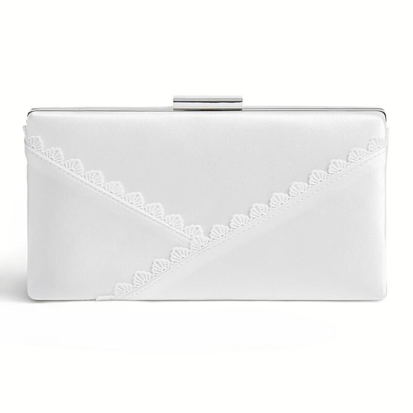 Photograph: Perfect Bridal Pochette Clarissa en satin ivoire avec détails en dentelle