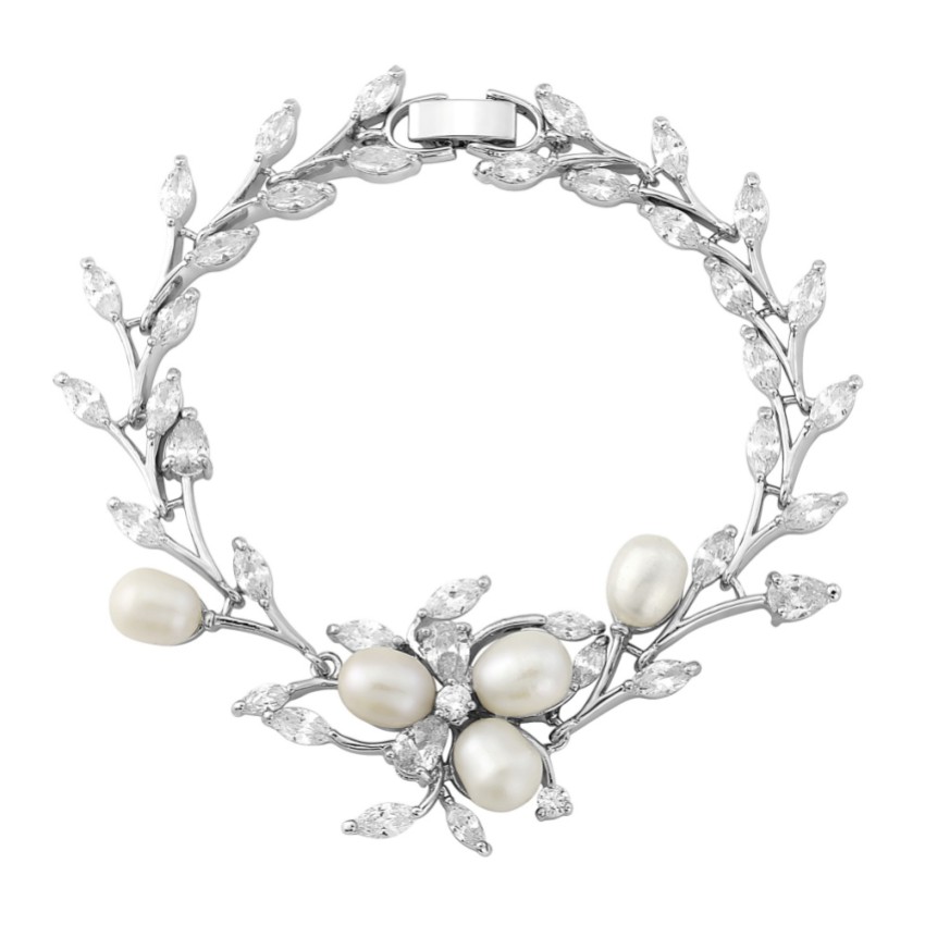 Fotografía: Pulsera de boda «Lola» con perlas de agua dulce y hojas de cristal (plata)