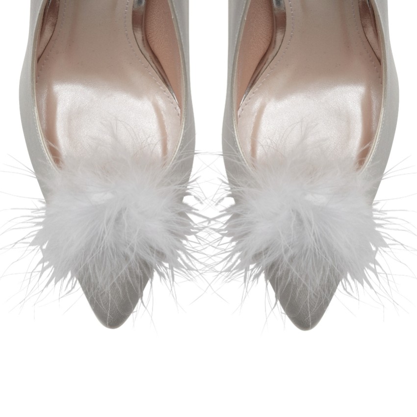 Fotograf: Rainbow Club Kitty Feather Pom Pom Schuhclips