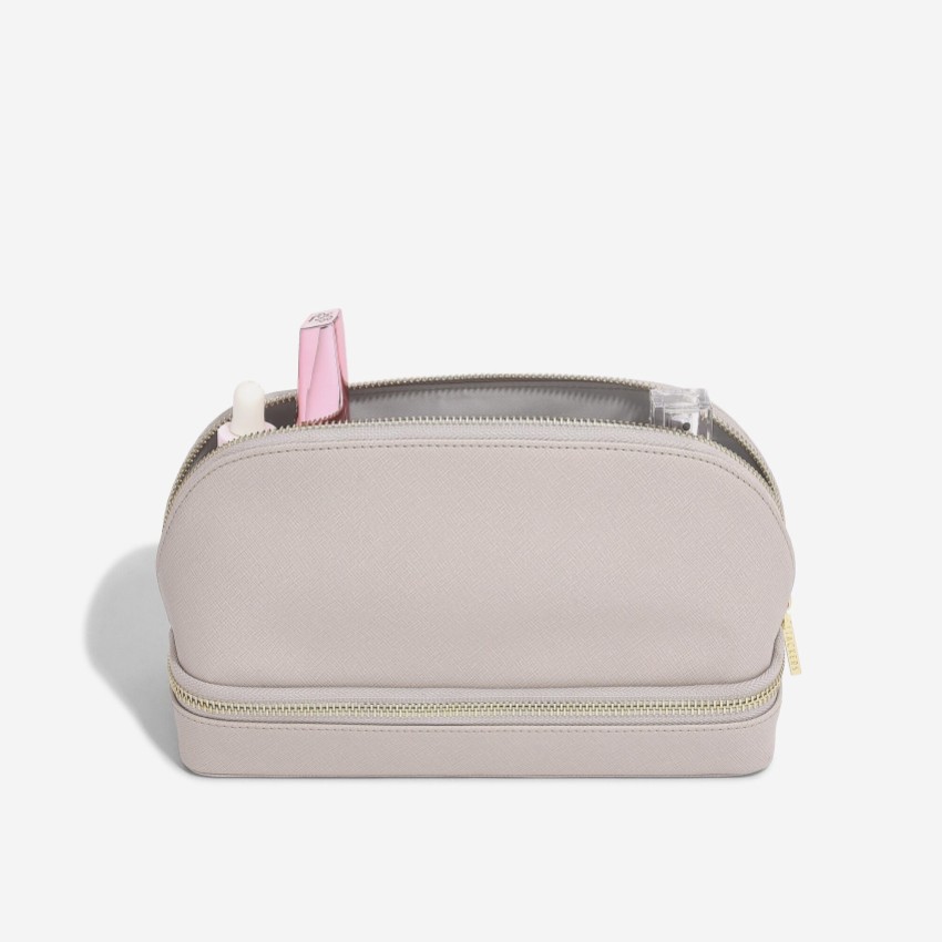 Fotografía: Stackers Bolsa para cosméticos y joyas en color topo