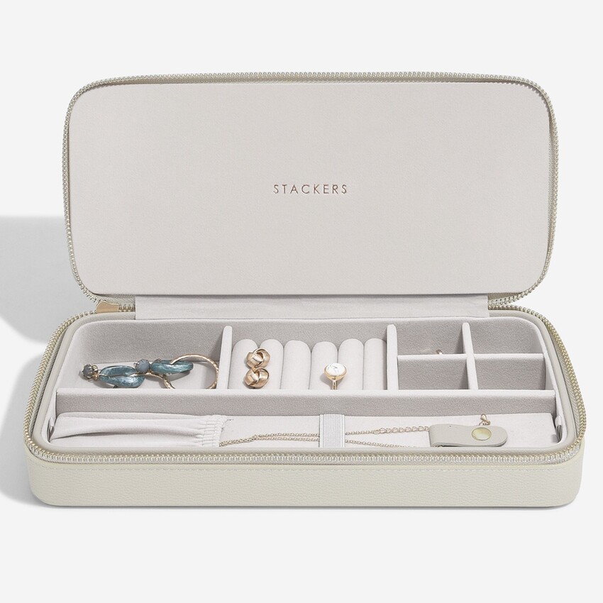Fotografía: Stackers Cofre de viaje con cremallera para joyas «Oatmeal Sleek Necklace»