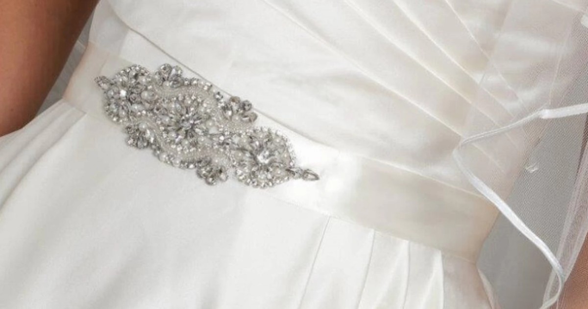 Dress Accessories for Wedding Gowns | Lace & Favour