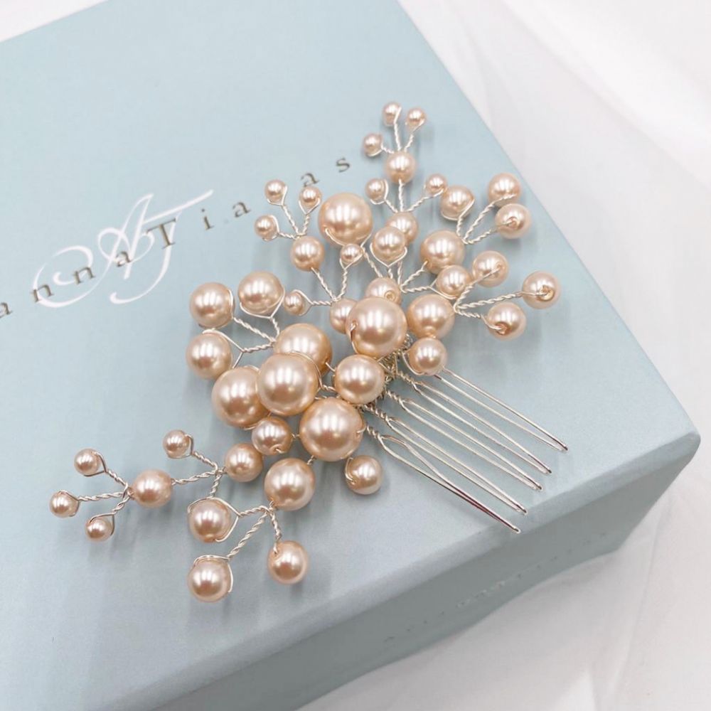 Arianna Everlasting Pearl Hair Comb