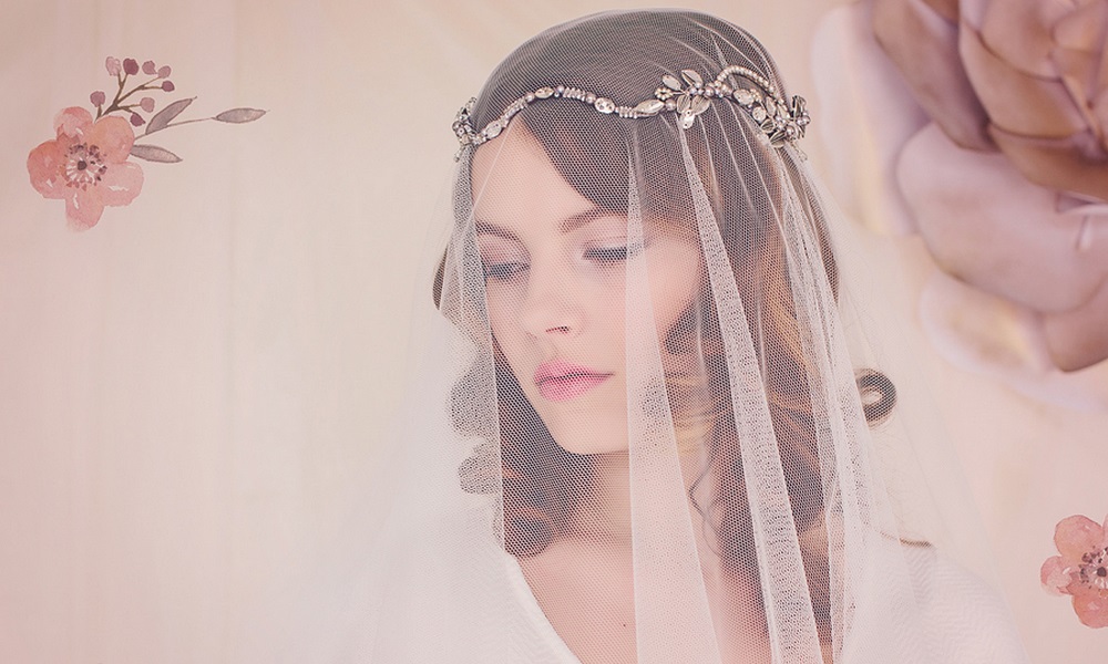 gadegaard design celestia weding halo headpiece and wedding veil